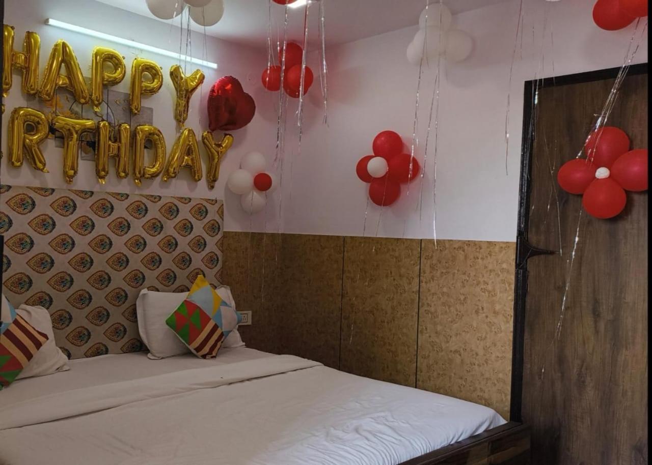 Hotel Metro Park New Delhi Bagian luar foto